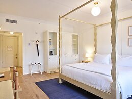 The Lake House on Canandaigua