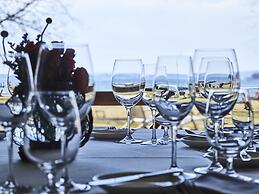 The Lake House on Canandaigua