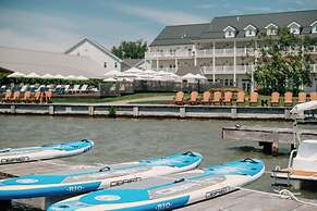 The Lake House on Canandaigua