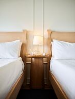 The Lake House on Canandaigua