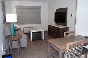 Spring Lake Townhomes and Suites
