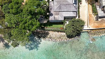 Hemingway House by Blue Sky Luxury