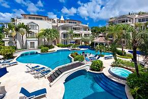 Schooner Bay 207 by Blue Sky Luxury