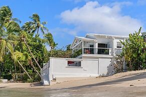 Westshore Beach House by Blue Sky Luxury