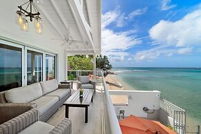 Westshore Beach House by Blue Sky Luxury