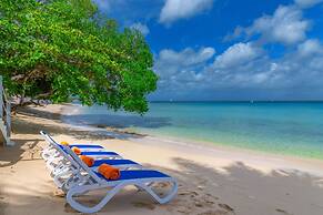 Westshore Beach House by Blue Sky Luxury