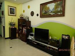 The Home of Traveller