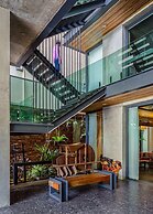 CHECK inn Phnom Penh Royal Palace