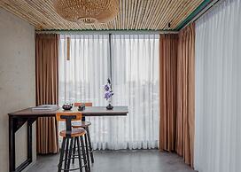 CHECK inn Phnom Penh Royal Palace