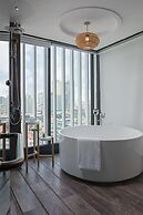 CHECK inn Phnom Penh Royal Palace