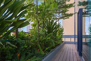 CHECK inn Phnom Penh Royal Palace