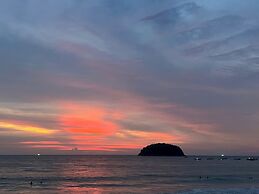 Kata gardens 2 bedroom near Kata beach 3B