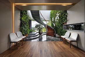 Flamingo Resort Cat Ba