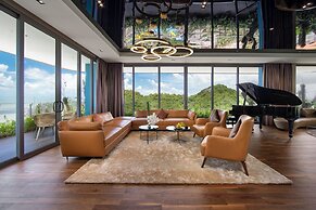 Flamingo Resort Cat Ba