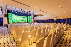 White Lotus Hue Hotel