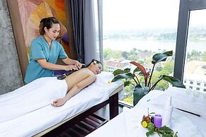 White Lotus Hue Hotel