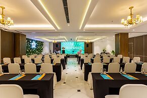 White Lotus Hue Hotel