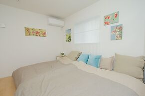 Nishi-Sugamo Guest House. 2min to Nishi-Sugamo Sta. 13min to Ikebukuro