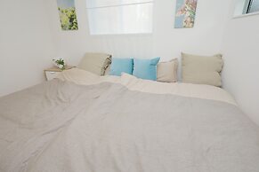 Nishi-Sugamo Guest House. 2min to Nishi-Sugamo Sta. 13min to Ikebukuro