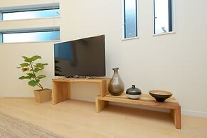 Nishi-Sugamo Guest House. 2min to Nishi-Sugamo Sta. 13min to Ikebukuro