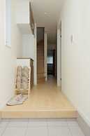 Nishi-Sugamo Guest House. 2min to Nishi-Sugamo Sta. 13min to Ikebukuro