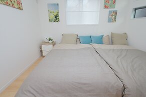 Nishi-Sugamo Guest House. 2min to Nishi-Sugamo Sta. 13min to Ikebukuro