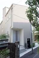 Nishi-Sugamo Guest House. 2min to Nishi-Sugamo Sta. 13min to Ikebukuro