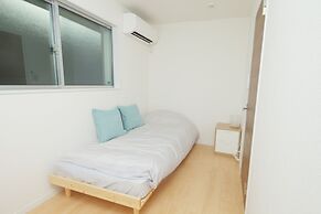 Nishi-Sugamo Guest House. 2min to Nishi-Sugamo Sta. 13min to Ikebukuro