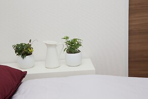 Nishi-Sugamo Guest House. 2min to Nishi-Sugamo Sta. 13min to Ikebukuro