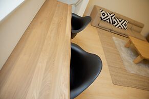 Nishi-Sugamo Guest House. 2min to Nishi-Sugamo Sta. 13min to Ikebukuro