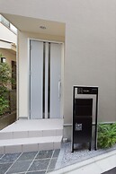 Nishi-Sugamo Guest House. 2min to Nishi-Sugamo Sta. 13min to Ikebukuro