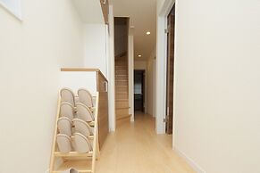 Nishi-Sugamo Guest House. 2min to Nishi-Sugamo Sta. 13min to Ikebukuro