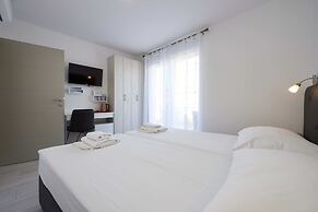 Apartments & Rooms Žaja