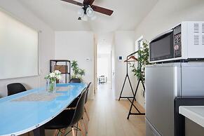 Kasai Guest House, 4min to Kasai Sta, Direct buses to Airport & Disney