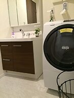 Kasai Guest House, 4min to Kasai Sta, Direct buses to Airport & Disney