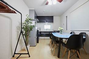 Kasai Guest House, 4min to Kasai Sta, Direct buses to Airport & Disney