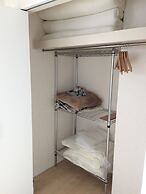 Kasai Guest House, 4min to Kasai Sta, Direct buses to Airport & Disney