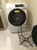 Kasai Guest House, 4min to Kasai Sta, Direct buses to Airport & Disney