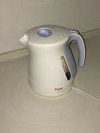 Kasai Guest House, 4min to Kasai Sta, Direct buses to Airport & Disney