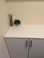 Kasai Guest House, 4min to Kasai Sta, Direct buses to Airport & Disney