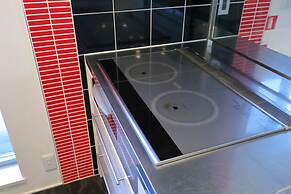 Kami-nakazato Guest House Near Kami-Nakazato Sta & Akihabara Sta