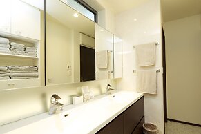 Kami-nakazato Guest House Near Kami-Nakazato Sta & Akihabara Sta