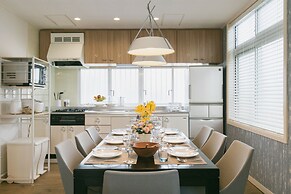 Sunset Breeze Chatan