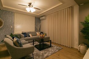 Sunset Breeze Chatan