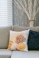 Sunset Breeze Chatan