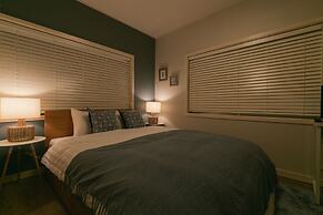 Sunset Breeze Chatan