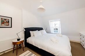 2 Bed Apartment, Notting Hill