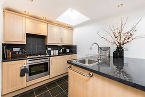 2 Bed Apartment, Notting Hill