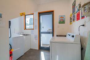 Bayside Holiday Units