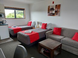 Bayside Holiday Units